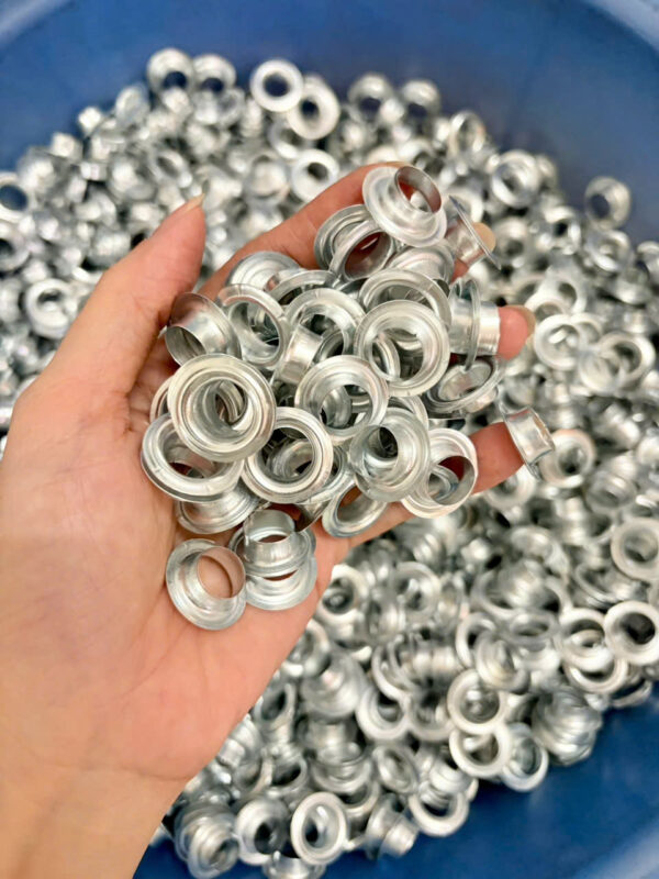 Khoen ore mắt cáo 12mm kẽm